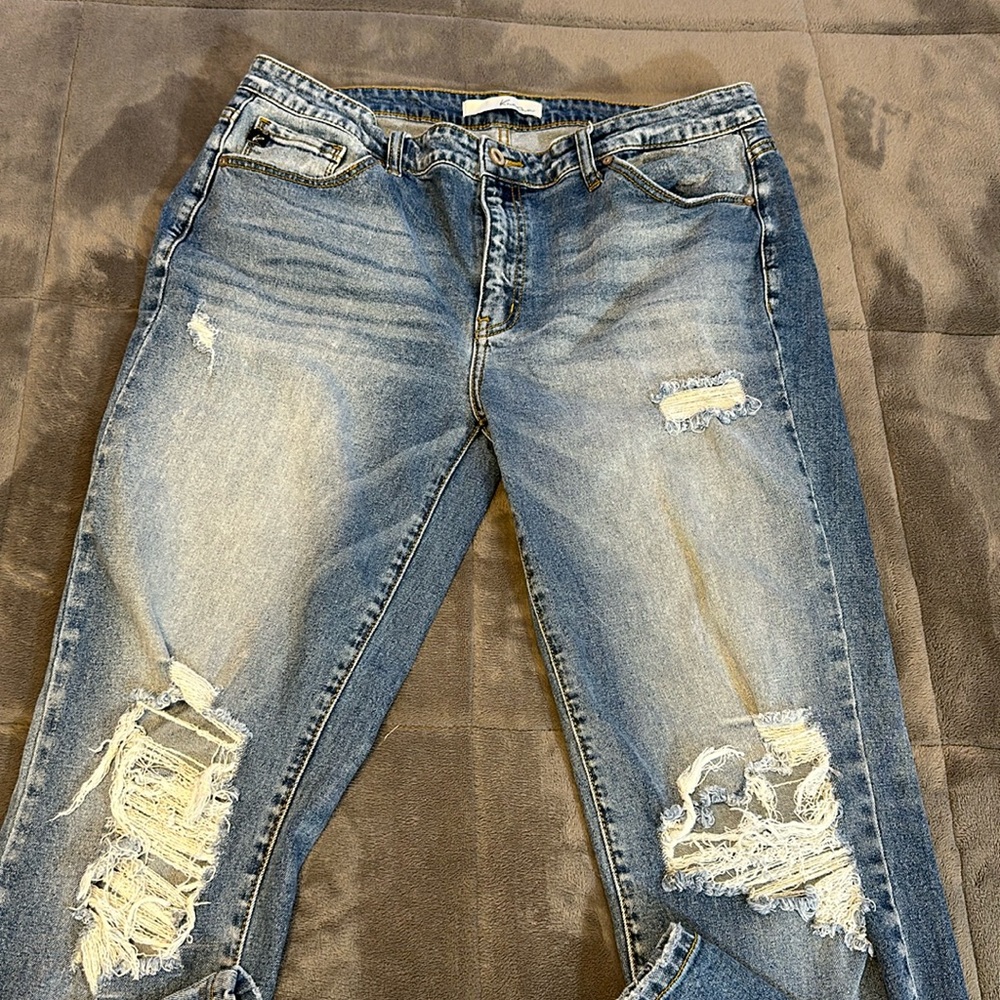 Kancan  distressed  size 13/30